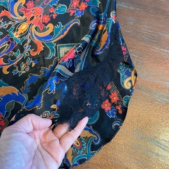 Vintage Golden Label Victoria's Secret CAMISOLE SET Robe and Camisole Sz Large - Picture 10 of 12